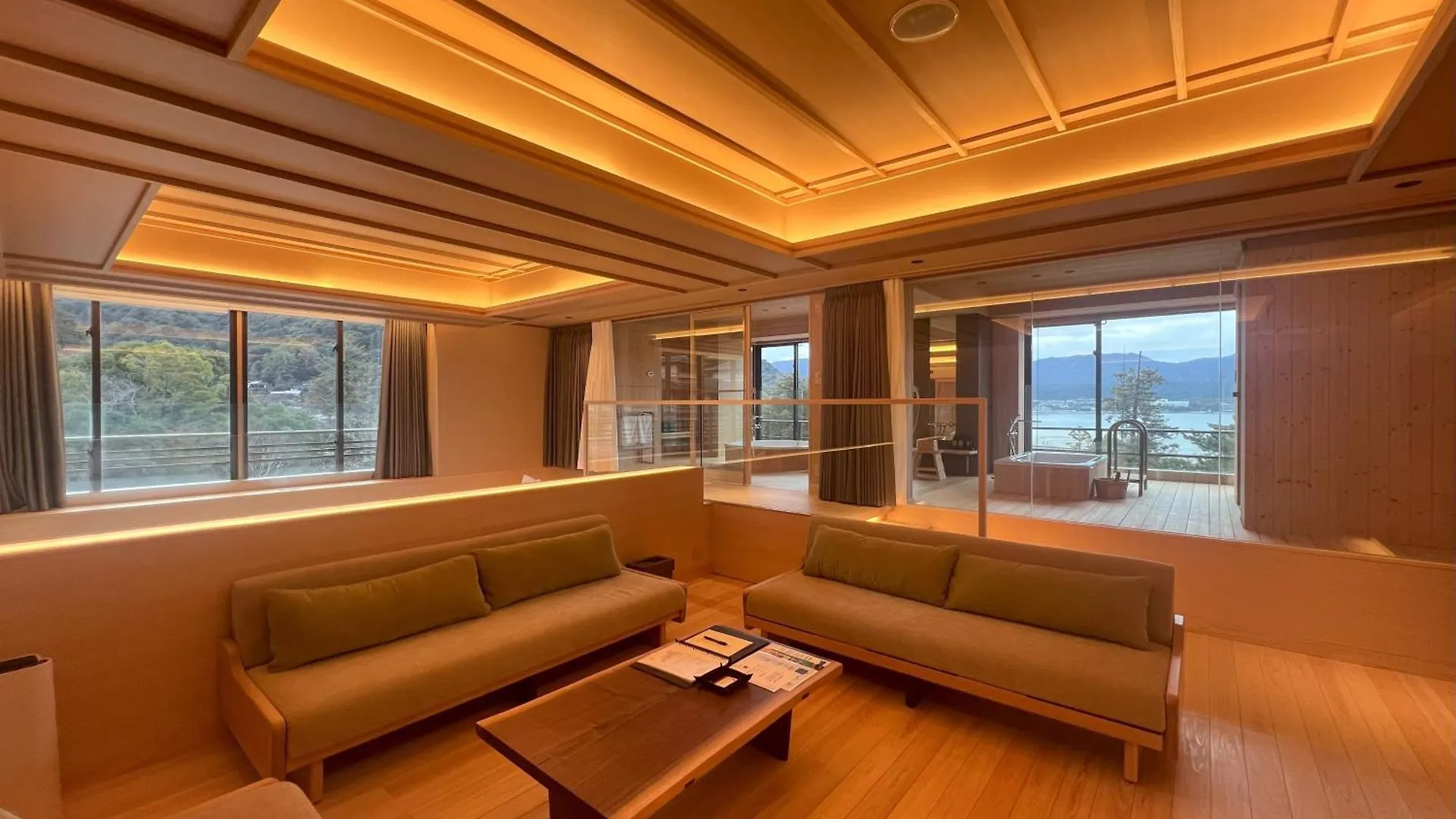 Miyajima Grand Hotel Arimoto Hatsukaichi 4*,